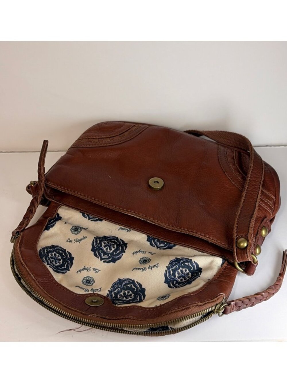 Vintage Lucky Brand Crossbody Shoulder Bag Italian Leather Whipstitch Brown - Picture 13 of 16
